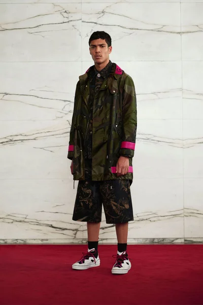 Look 13
